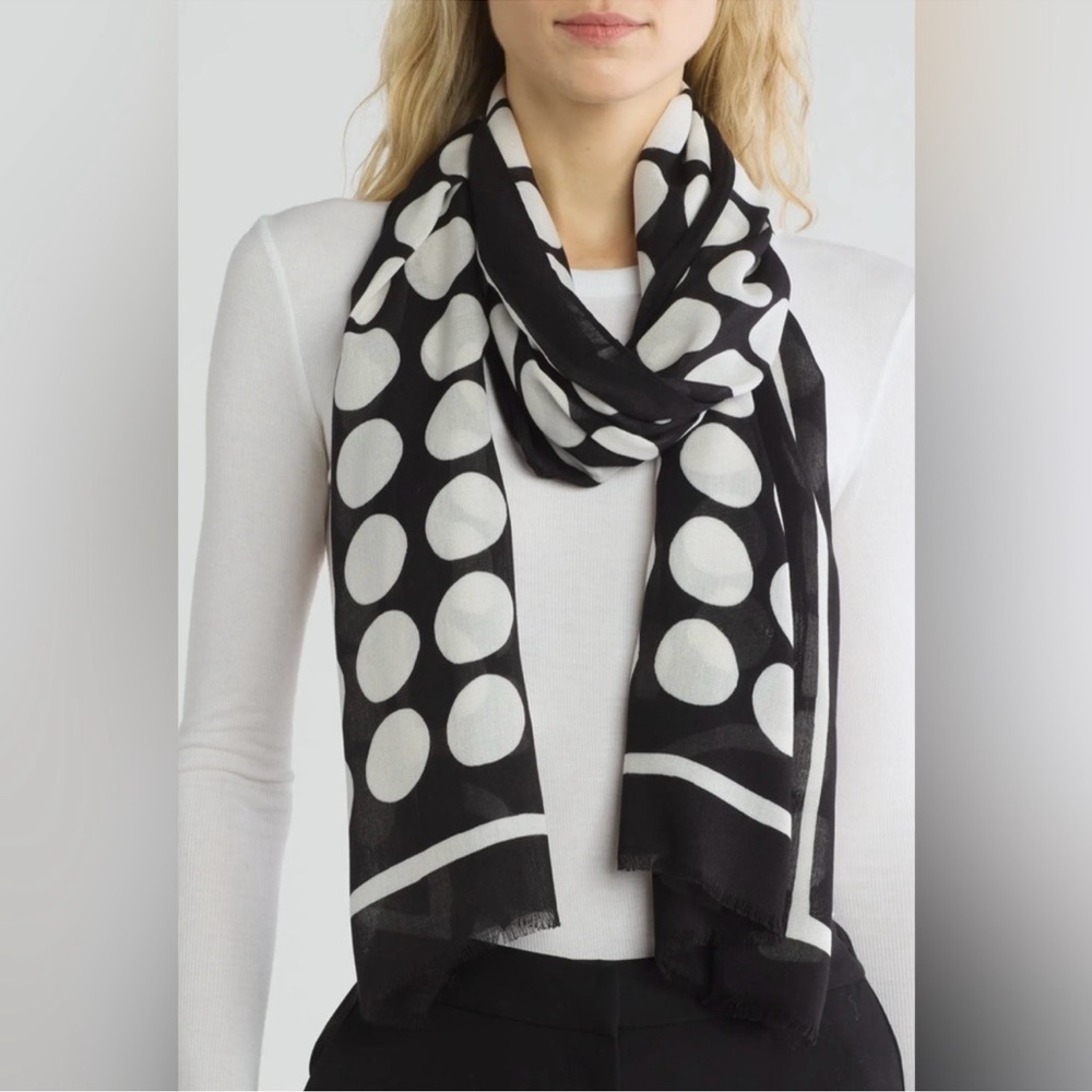 kate spade Black White Art Large Dot Oblong Fringe Hem Scarf - Picture 4 of 11